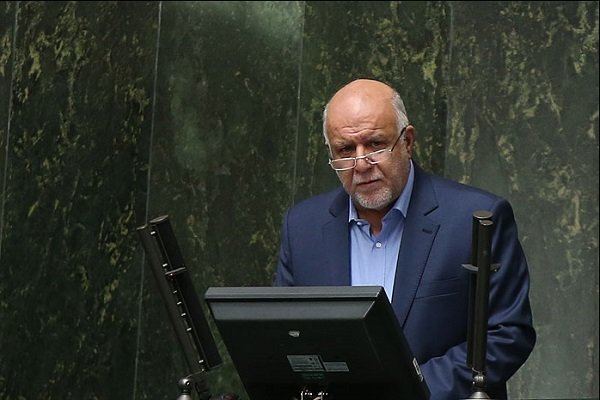 نمایندگان در استیضاح وزیر نفت مختار هستند نمایندگان در استیضاح وزیر نفت مختار هستند