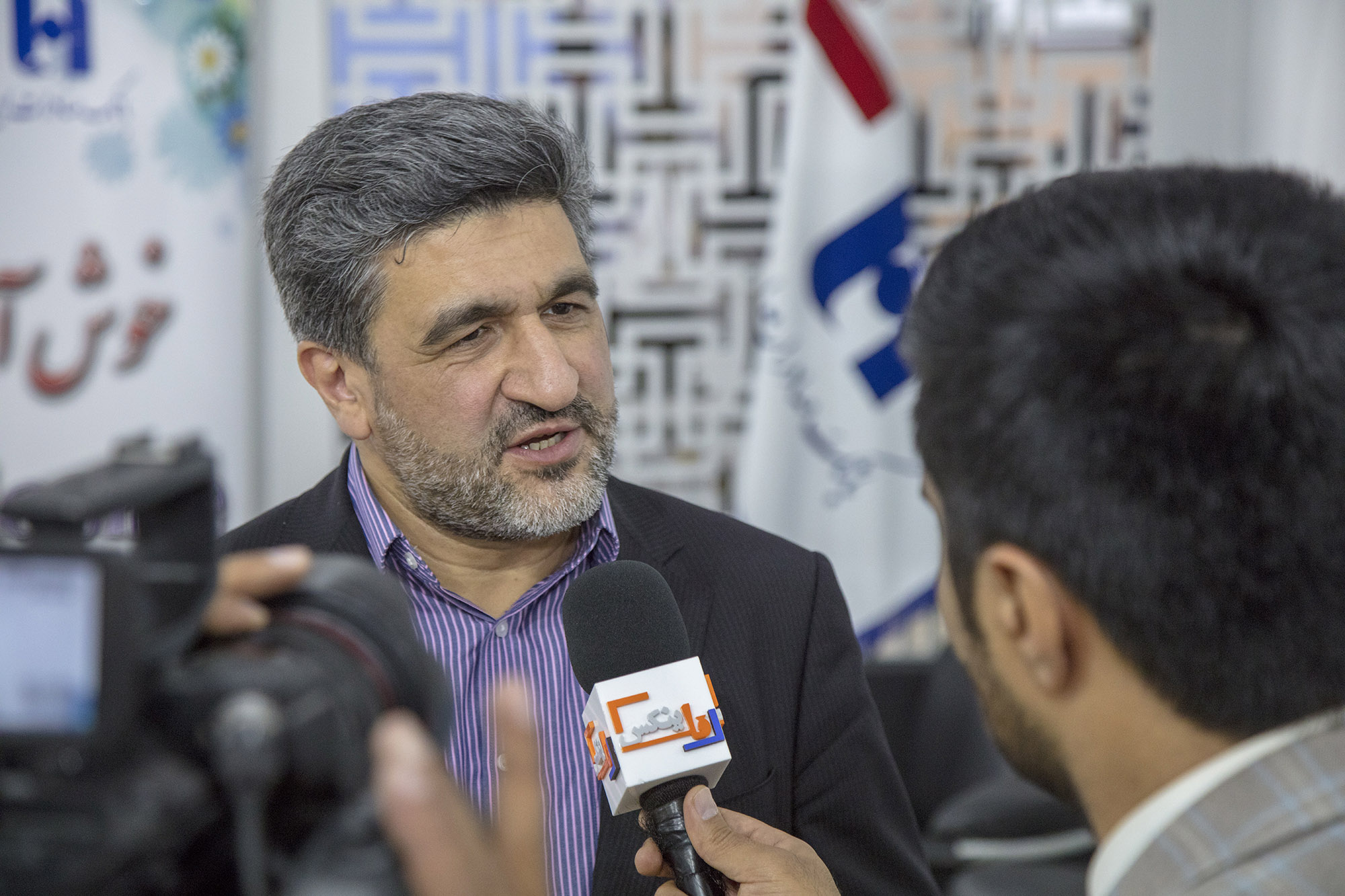 رشد ١١ درصدی نرخ «وبصادر» در اولین روز بازگشایی، نشان از اقبال به سهام بانک صادرات ایران دارد رشد ١١ درصدی نرخ «وبصادر» در اولین روز بازگشایی، نشان از اقبال به سهام بانک صادرات ایران دارد