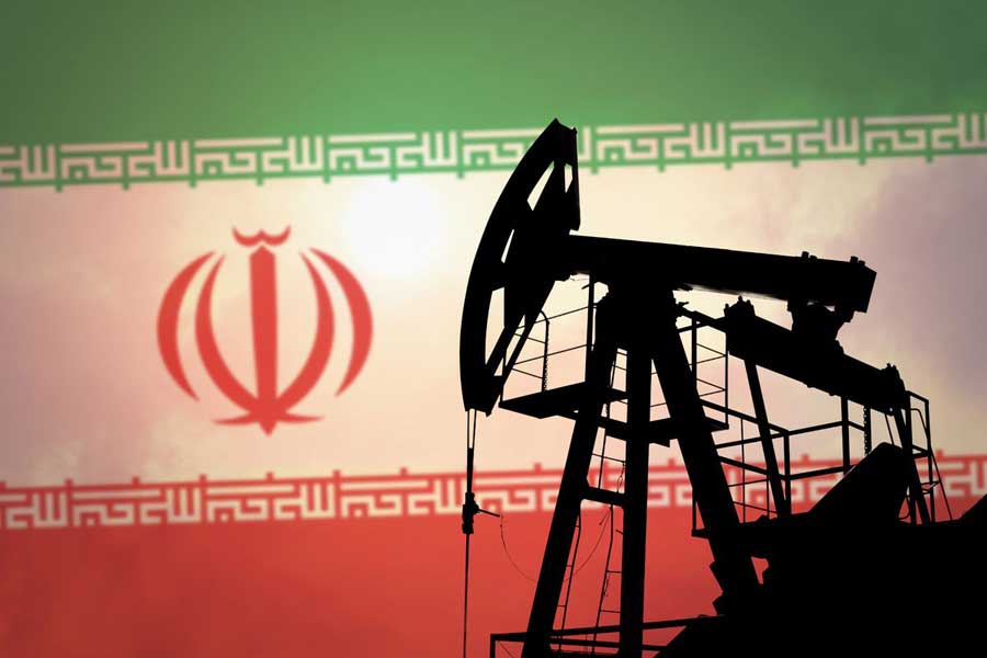ابراز تأسف لندن از پایان معافیت نفتی ایران ابراز تأسف لندن از پایان معافیت نفتی ایران
