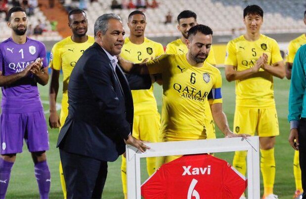 شماره ۶پرسپولیس به ژاوی داده شد شماره ۶پرسپولیس به ژاوی داده شد