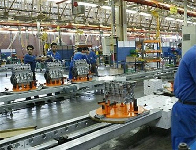واحدهای صنعتی کشور به ۳۶۰هزار میلیارد تومان تسهیلات نیاز دارند واحدهای صنعتی کشور به ۳۶۰هزار میلیارد تومان تسهیلات نیاز دارند