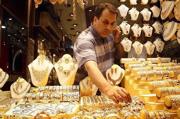 چرا طلا ارزان شد؟/ پیشبینی آرامش بازار تا پایان هفته چرا طلا ارزان شد؟/ پیشبینی آرامش بازار تا پایان هفته