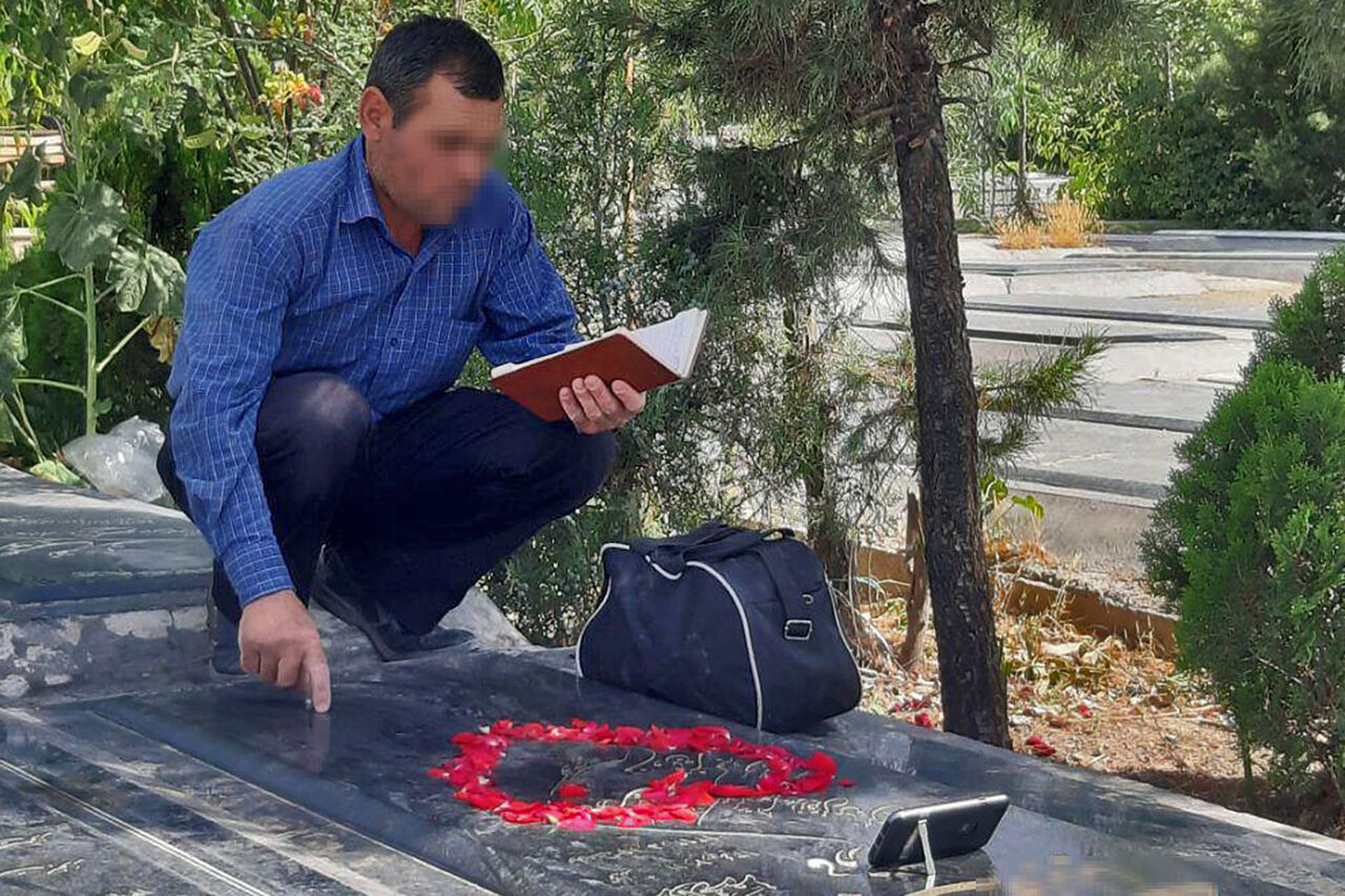 فاتحهخوانی مجازی با ماهانه 5میلیون درآمد! فاتحهخوانی مجازی با ماهانه 5میلیون درآمد!