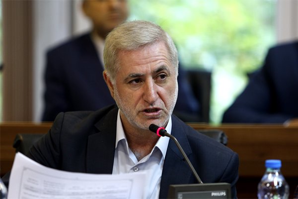 ارتقای کیفیت مبلمان خیابان ولیعصر/ مناطق برای مبلمان شهری به سراغ ارزانترین و بیکیفیتترین مصالح میروند ارتقای کیفیت مبلمان خیابان ولیعصر/ مناطق برای مبلمان شهری به سراغ ارزانترین و بیکیفیتترین مصالح میروند