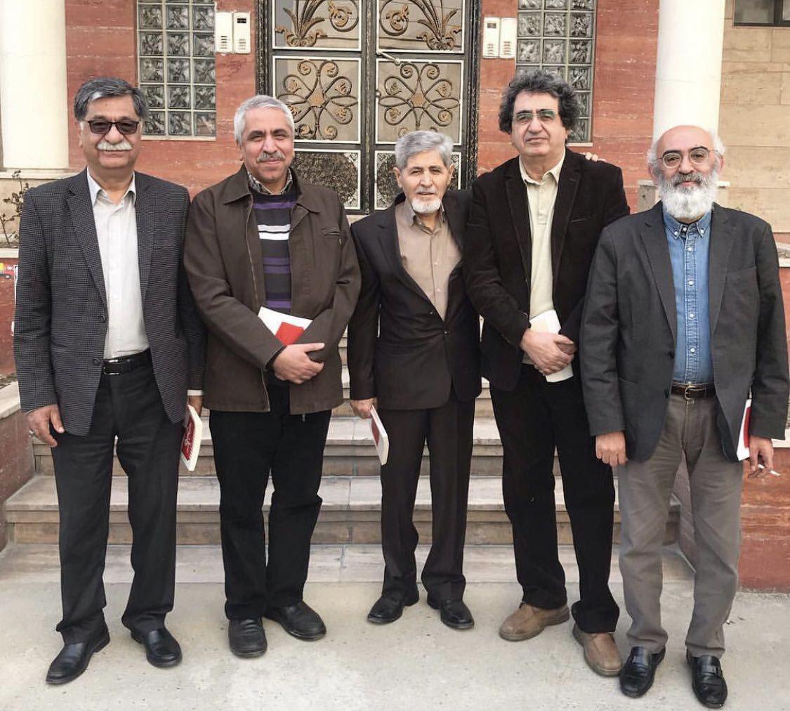 بازنشسته کردن اساتید روزنامهنگاری همشهری به سبک احمدینژادی بازنشسته کردن اساتید روزنامهنگاری همشهری به سبک احمدینژادی