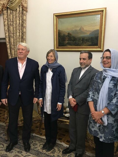 دیدار رئیس کمیسیون روابط خارجی مجلس ملی فرانسه با عراقچی دیدار رئیس کمیسیون روابط خارجی مجلس ملی فرانسه با عراقچی