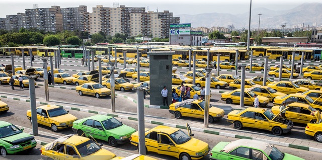 امکان روشن کردن کولر در تاکسیها وجود ندارد امکان روشن کردن کولر در تاکسیها وجود ندارد