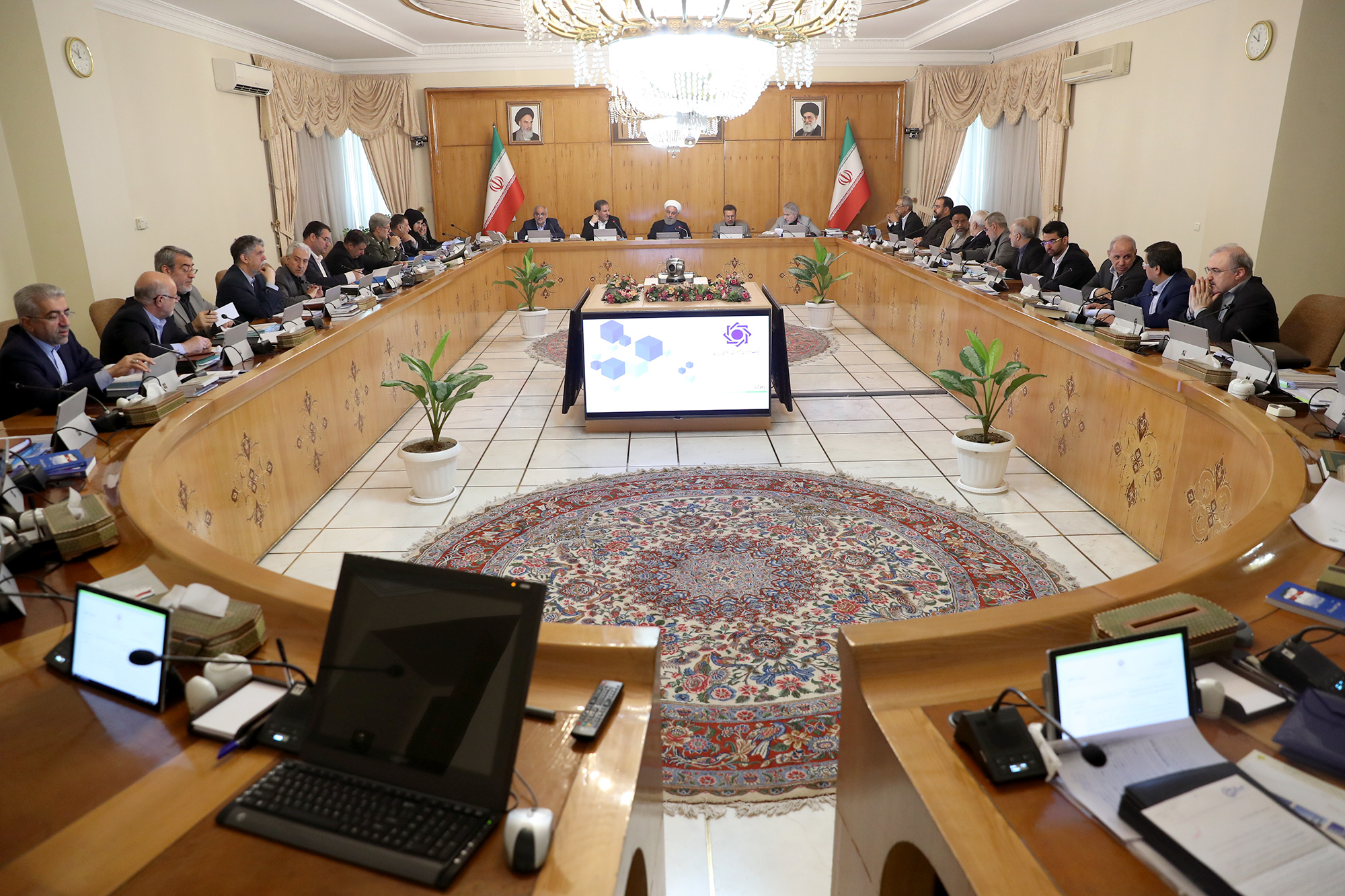روحانی: قدس و مظلومان تاریخ را تنها نخواهیم گذاشت/ دعوت از مردم برای حضور در راهپیمایی روز قدس