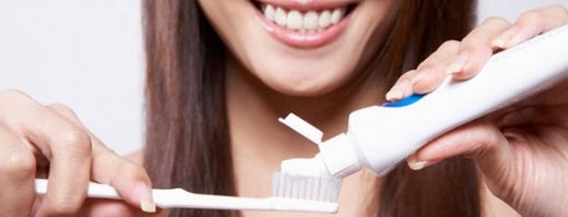اشتباهات رایج مسواک زدن چیست؟