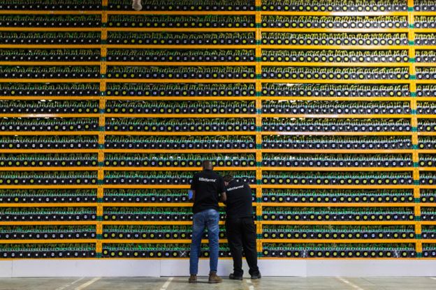 استخراج بیت کوین؛ کسبوکاری پرسود برای خودیها در ایران استخراج بیت کوین؛ کسبوکاری پرسود برای خودیها در ایران