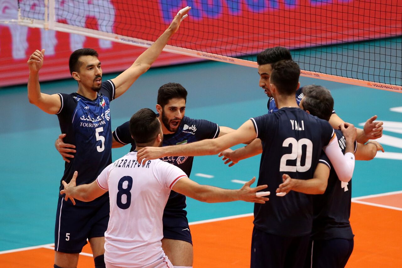 پاداش ۱۲۰هزار دلاری فدراسیون جهانی به والیبالیستهای ایران پاداش ۱۲۰هزار دلاری فدراسیون جهانی به والیبالیستهای ایران