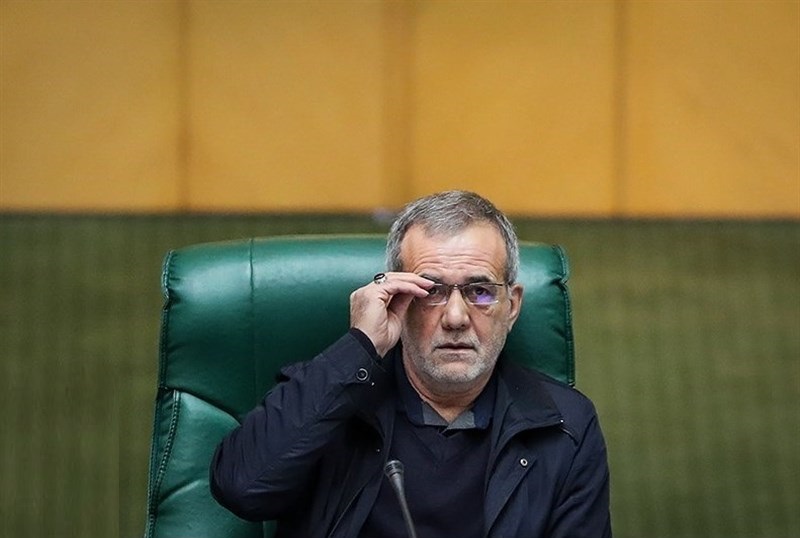 پزشکیان: بهترین فرصت برای عدم وابستگی به درآمدهای نفت است پزشکیان: بهترین فرصت برای عدم وابستگی به درآمدهای نفت است