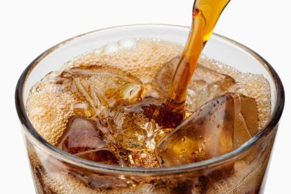 رابطه بین مصرف نوشیدنیهای قندی و ریسک سرطان رابطه بین مصرف نوشیدنیهای قندی و ریسک سرطان