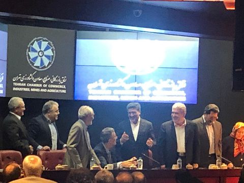 تزریق پول به تنهایی راهگشا نیست تزریق پول به تنهایی راهگشا نیست