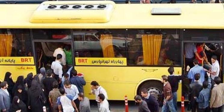 صندلیهای داغ اتوبوس داد مردم را درآورده است صندلیهای داغ اتوبوس داد مردم را درآورده است