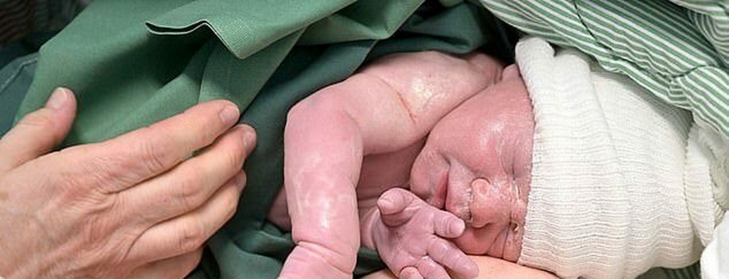 فروش ۴۸میلیون تومانی نوزاد 3روزه ناکام ماند فروش ۴۸میلیون تومانی نوزاد 3روزه ناکام ماند