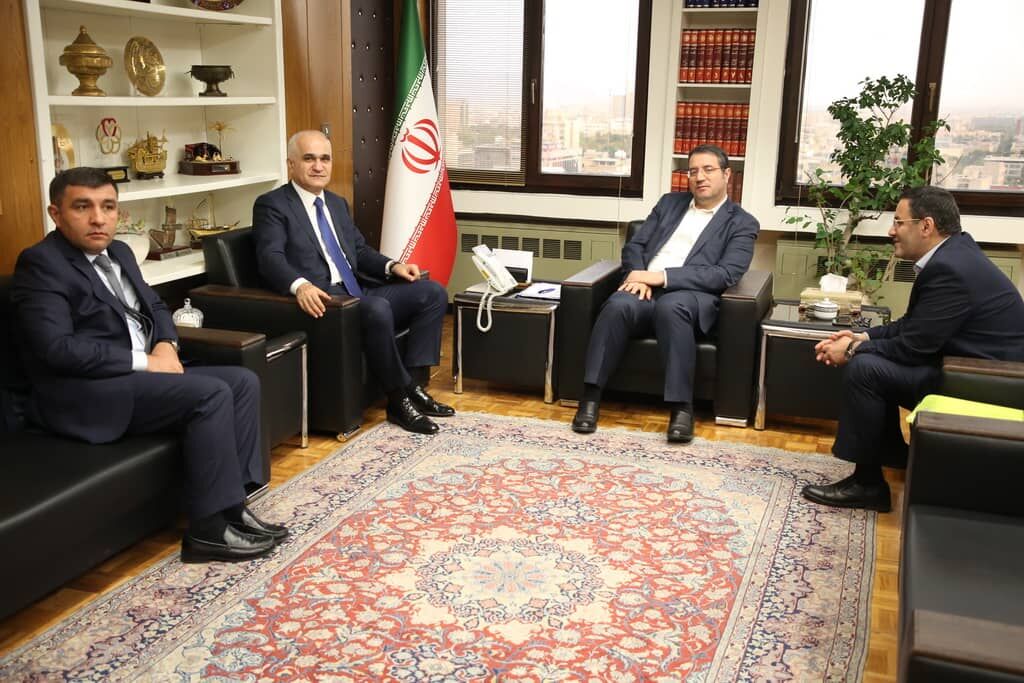 رحمانی: ایران آماده توسعه همکاریهای خود با آذربایجان است رحمانی: ایران آماده توسعه همکاریهای خود با آذربایجان است