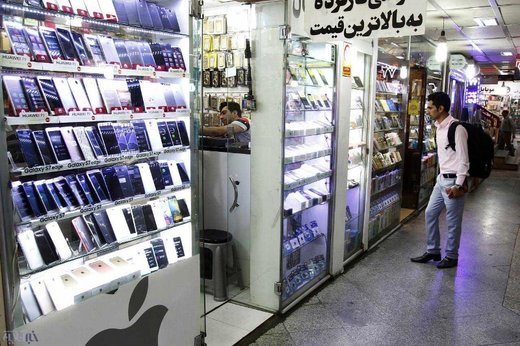 آغاز ریزش قیمتها در بازار گوشی تلفن همراه آغاز ریزش قیمتها در بازار گوشی تلفن همراه