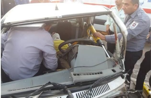 تصادف پژو و پراید ۶مصدوم برجا گذاشت تصادف پژو و پراید ۶مصدوم برجا گذاشت