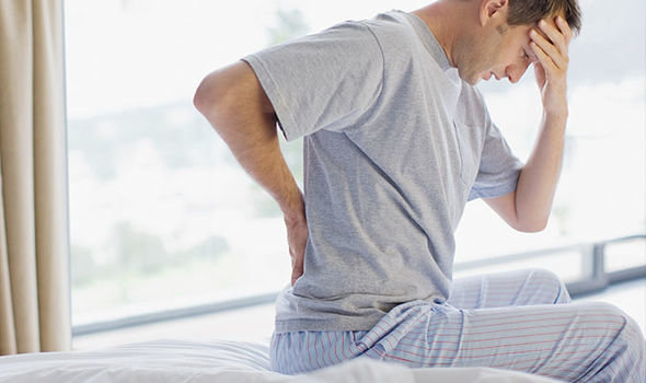 پیلاتس چه تاثیری بر کمردرد مزمن دارد؟ پیلاتس چه تاثیری بر کمردرد مزمن دارد؟