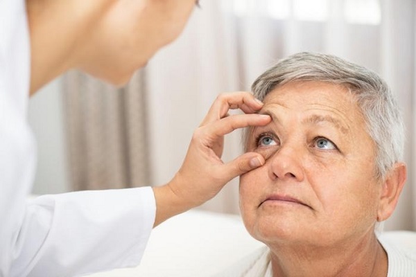 آب مروارید چگونه ایجاد میشود؟ آب مروارید چگونه ایجاد میشود؟
