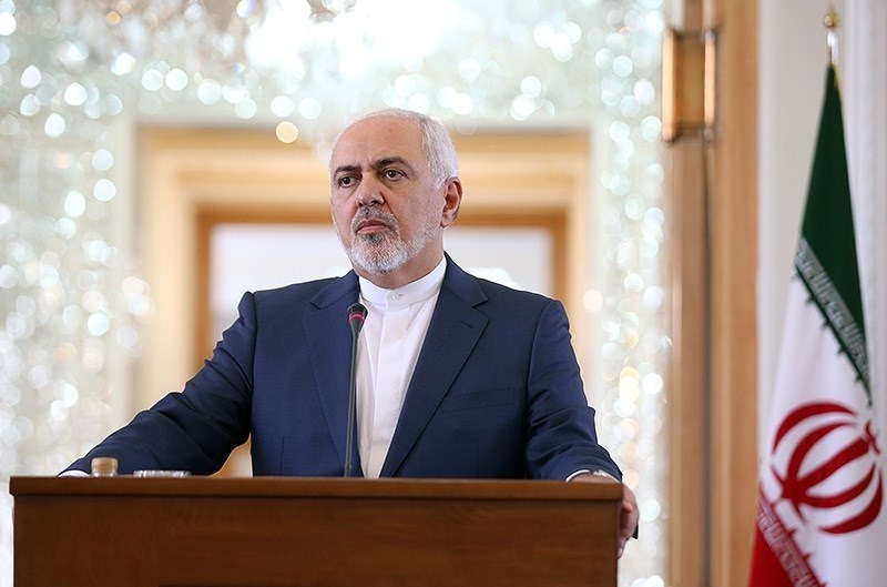 ظریف: به عربستان پیغام دادم، سردار سلیمانی با شما صحبت کند ظریف: به عربستان پیغام دادم، سردار سلیمانی با شما صحبت کند