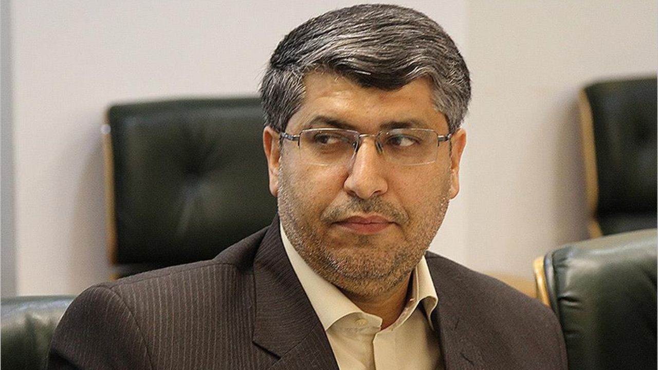 ارز دولتی به جیب عدهای خاص رفته است ارز دولتی به جیب عدهای خاص رفته است