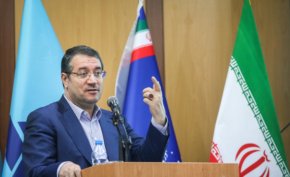 بیشتر از نیاز مردم کالاهای اساسی ذخیره شده است/ بانک مرکزی متخلفان ارزی را به دادگاه معرفی کرده است بیشتر از نیاز مردم کالاهای اساسی ذخیره شده است/ بانک مرکزی متخلفان ارزی را به دادگاه معرفی کرده است