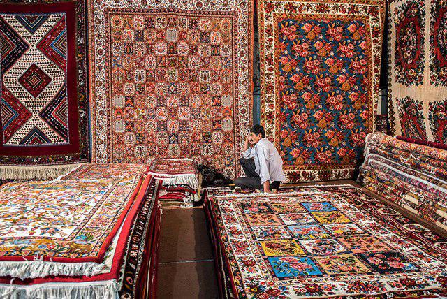 سهم ایران از بازار فرش دستباف به ١۵ درصد کاهش یافته است سهم ایران از بازار فرش دستباف به ١۵ درصد کاهش یافته است