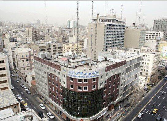 ترافیک سنگین عرضهها در تالار نفتی و پتروشیمی بورس کالا ترافیک سنگین عرضهها در تالار نفتی و پتروشیمی بورس کالا