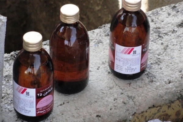 پای متادون به داروخانهها باز شد پای متادون به داروخانهها باز شد