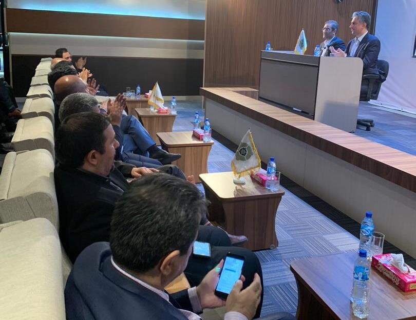کارگزاریها اولین مجرای ورود سرمایهگذاران به منظور تجربه فعالیت در بازار سهام کارگزاریها اولین مجرای ورود سرمایهگذاران به منظور تجربه فعالیت در بازار سهام