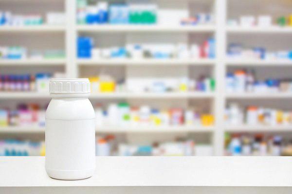 داروهای خارجی دارای مشابه ایرانی، از فهرست بیمه خارج میشوند داروهای خارجی دارای مشابه ایرانی، از فهرست بیمه خارج میشوند
