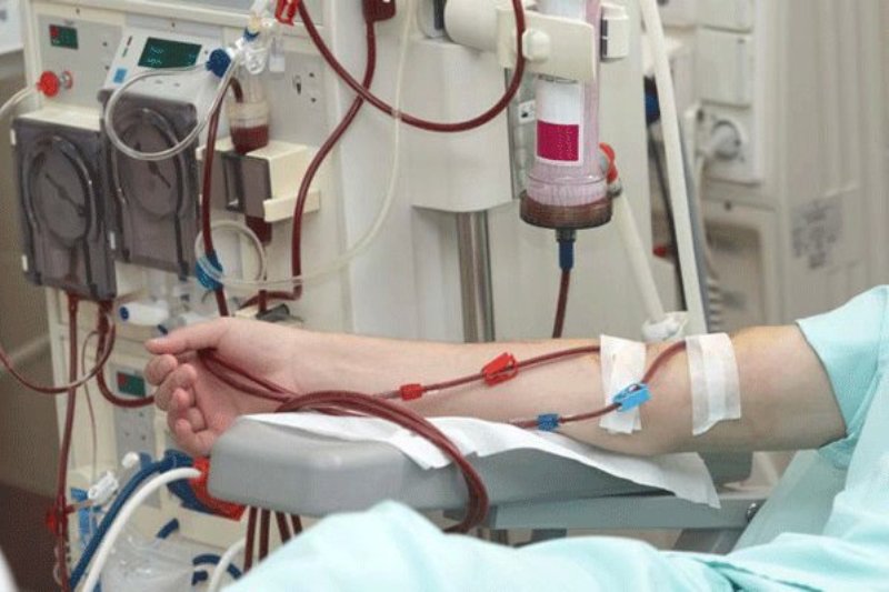 مسمومیت 11نفر در استخر شیراز مسمومیت 11نفر در استخر شیراز