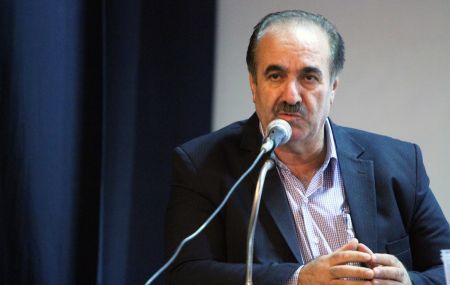 با خصوصی سازی صنعت خودرو بهره وری افزایش و فساد کاهش مییابد با خصوصی سازی صنعت خودرو بهره وری افزایش و فساد کاهش مییابد