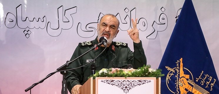 سرلشکر سلامی: هیچ یک از گزینههای روی میز آمریکا عملی نیست سرلشکر سلامی: هیچ یک از گزینههای روی میز آمریکا عملی نیست