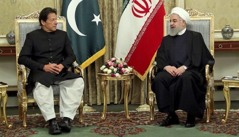 رسانههای پاکستان: عمران خان فردا عازم تهران میشود رسانههای پاکستان: عمران خان فردا عازم تهران میشود