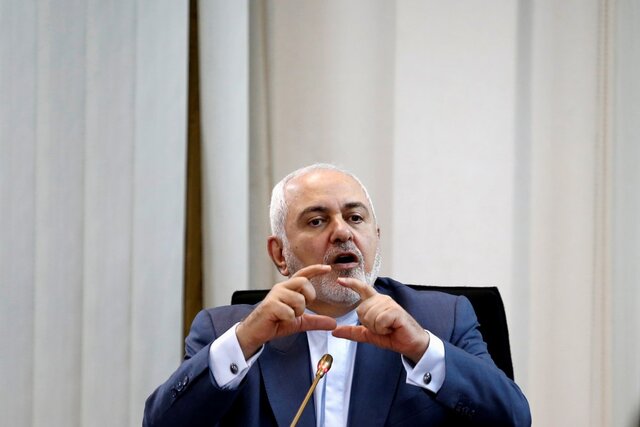 ظریف: پمپئو مرتکب جنایت جنگی علیه مردم ایران شده است ظریف: پمپئو مرتکب جنایت جنگی علیه مردم ایران شده است