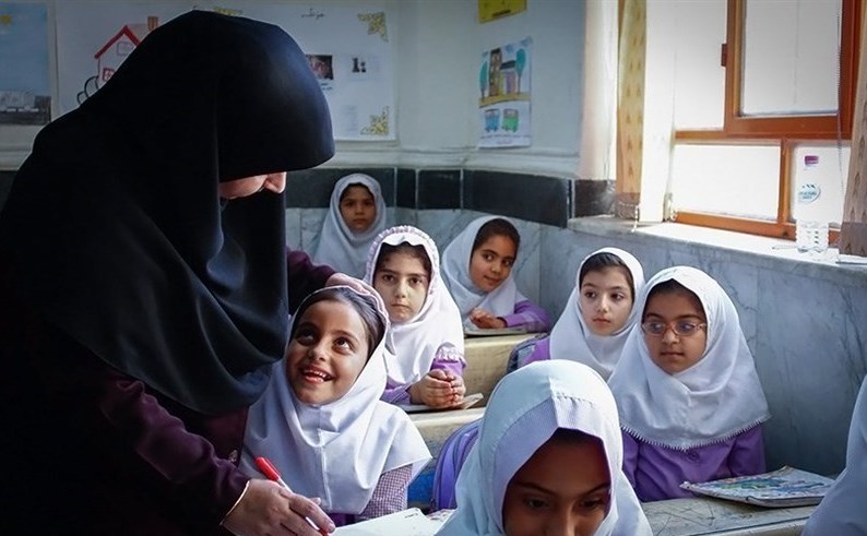 اعمال مدرک تحصیلی بالاتر برای معلمان در مجلس تصویب شد اعمال مدرک تحصیلی بالاتر برای معلمان در مجلس تصویب شد