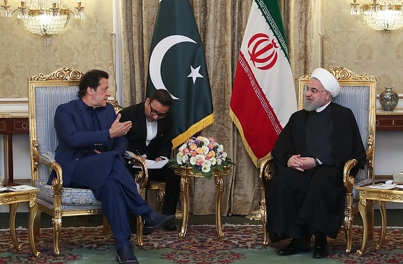 تامین امنیت خلیج فارس، دریای عمان و تنگه هرمز تنها با مشارکت کشورهای این منطقه/ زمینه تحقق تجارت 5میلیارد دلاری آماده است تامین امنیت خلیج فارس، دریای عمان و تنگه هرمز تنها با مشارکت کشورهای این منطقه/ زمینه تحقق تجارت 5میلیارد دلاری آماده است