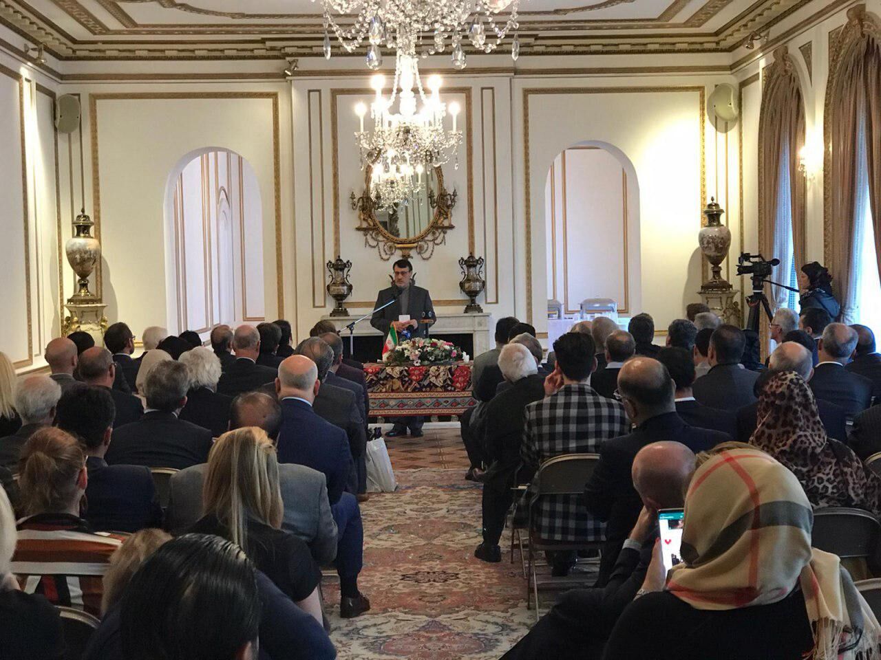 نشست تجاری ایران و انگلیس در لندن آغاز شد نشست تجاری ایران و انگلیس در لندن آغاز شد