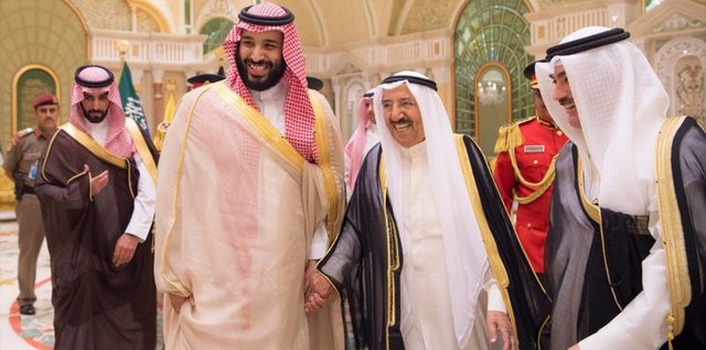 توافقی تاریخی بین عربستان و کویت بعد از اختلاف چند ساله توافقی تاریخی بین عربستان و کویت بعد از اختلاف چند ساله