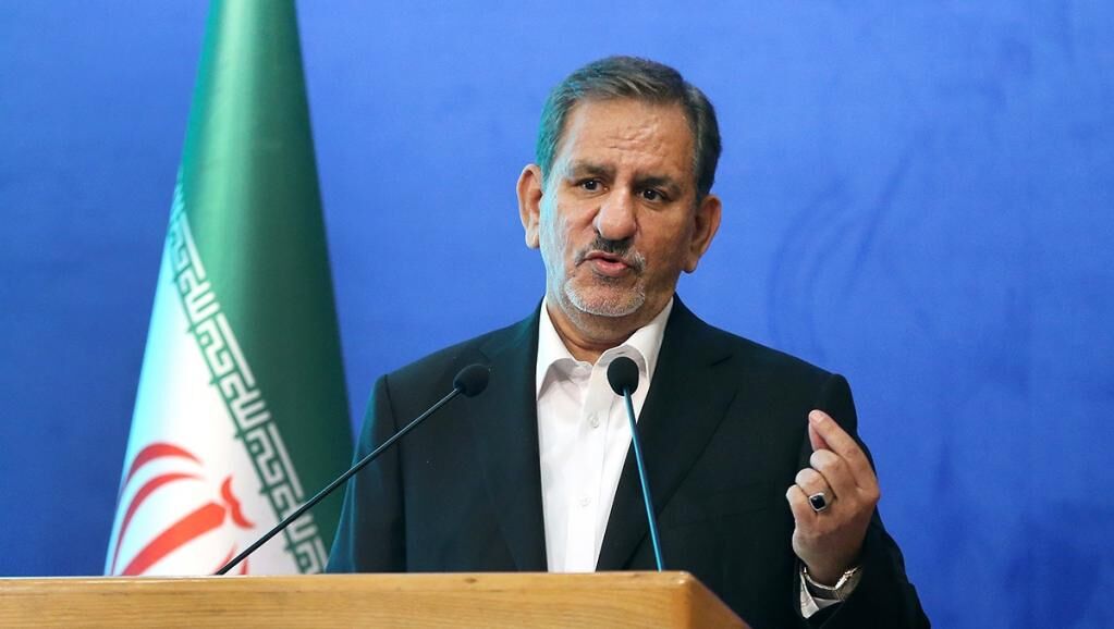 صادر کنندگان در نوک پیکان جنگ اقتصادی علیه کشورمان هستند/ باید با رونق صادرات کمبودهای ارزی کشور را جبران کنیم صادر کنندگان در نوک پیکان جنگ اقتصادی علیه کشورمان هستند/ باید با رونق صادرات کمبودهای ارزی کشور را جبران کنیم