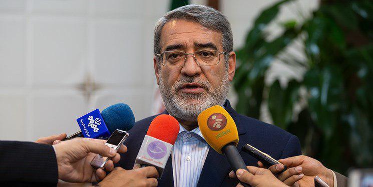 تکذیب دستورالعمل منع بکارگیری منشی زن در دفتر مدیران مرد تکذیب دستورالعمل منع بکارگیری منشی زن در دفتر مدیران مرد