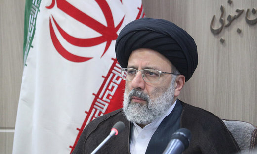 رئیسی: باید بعضی از احکام که دغدغه مردم است به اطلاع آنان برسد رئیسی: باید بعضی از احکام که دغدغه مردم است به اطلاع آنان برسد