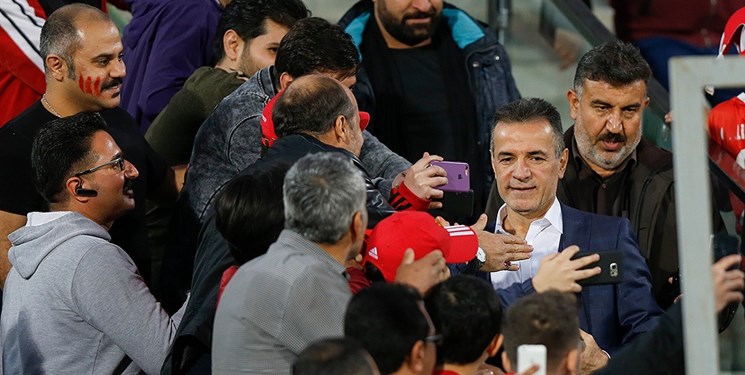 چرا همه چیز به ضرر پرسپولیس است؟ چرا همه چیز به ضرر پرسپولیس است؟