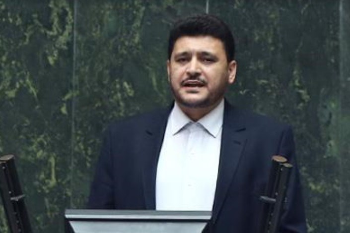 توسعه صنایع پاییندستی نفت از طریق بورس، نقدینگی را به سمت بخش مولد سوق میدهد توسعه صنایع پاییندستی نفت از طریق بورس، نقدینگی را به سمت بخش مولد سوق میدهد