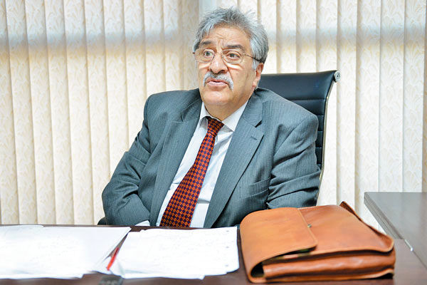 پولشویی پشت باجه بانکها اتفاق میافتد پولشویی پشت باجه بانکها اتفاق میافتد