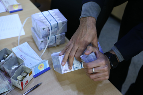 قبضه نظام بانکی توسط خصولتیها قبضه نظام بانکی توسط خصولتیها