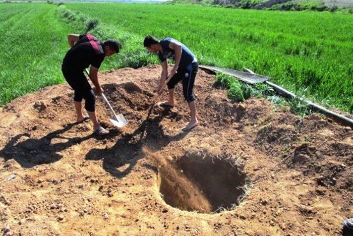 سایه زوال بر سر آبخوانهای فارس سایه زوال بر سر آبخوانهای فارس